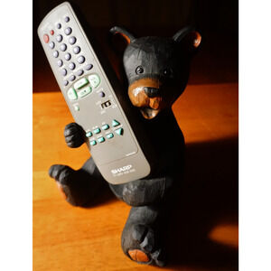 Black Bear Figurine Remote Control Holder Caddy Cabin Lodge Rustic Home Decor